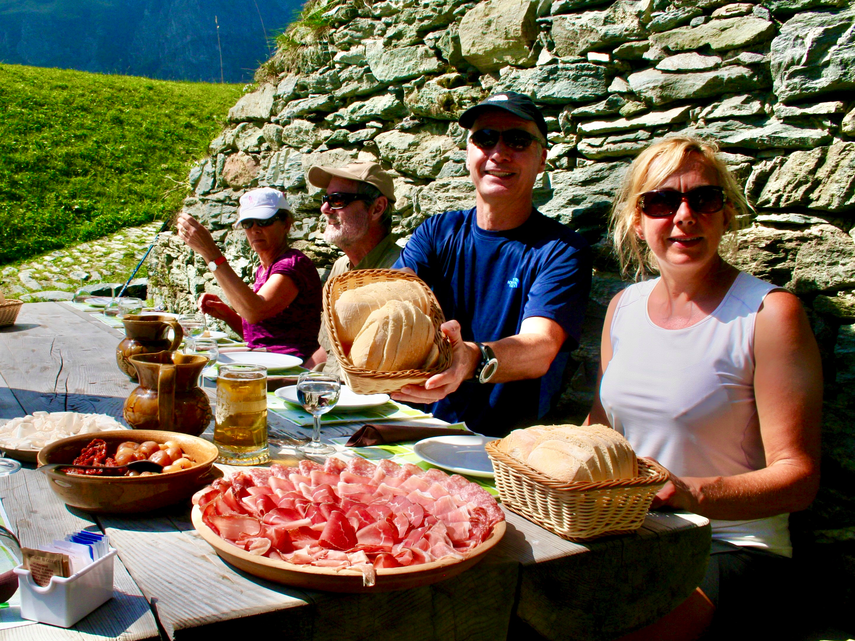 Guided group tours in the Alps - Tour Mont Blanc, Dolomites, Haute Route